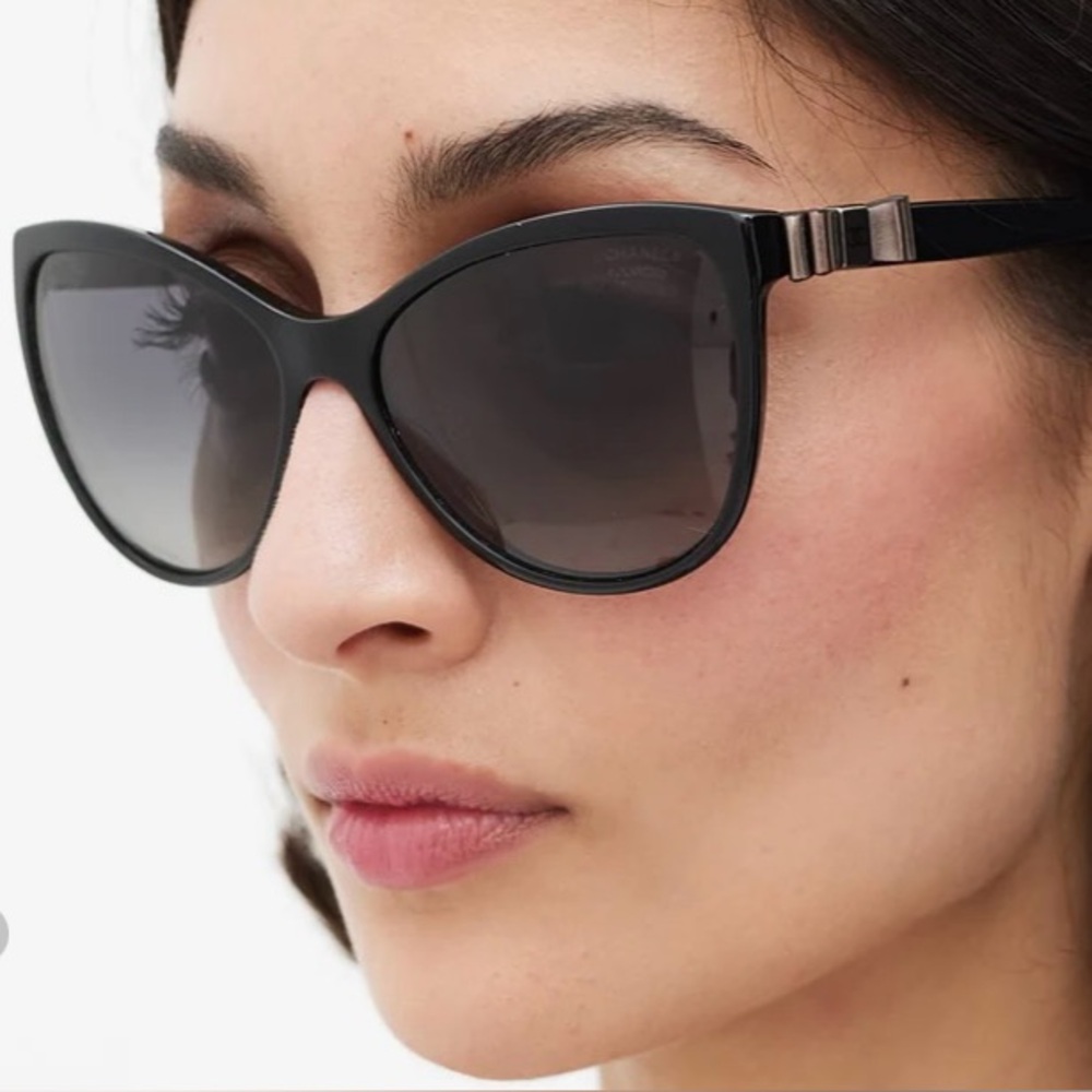 CHANEL Cat Eye 5281-Q Bow Detail Sunglasses